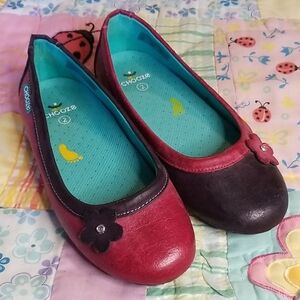 Chooze Merlot & Eggplant Ballet Flats With Flower. Size 2Y VGUC/GUC